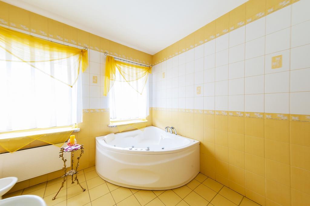 Uroczysko Bed and Breakfast Jastrowie Δωμάτιο φωτογραφία